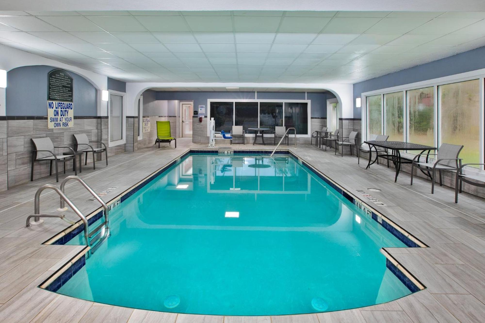 Holiday Inn Express Hotel & Suites - Sumter By Ihg Eksteriør bilde