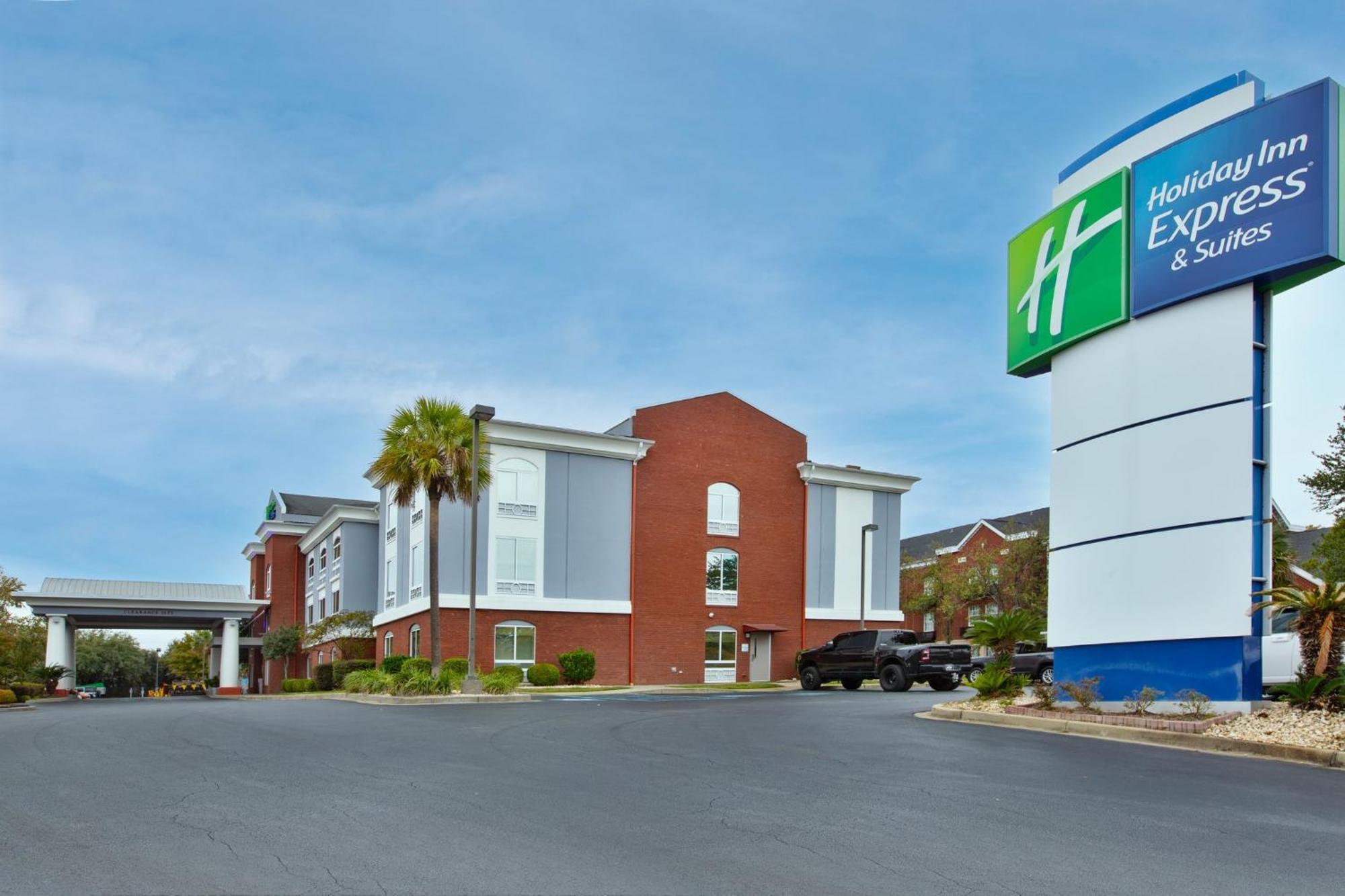 Holiday Inn Express Hotel & Suites - Sumter By Ihg Eksteriør bilde